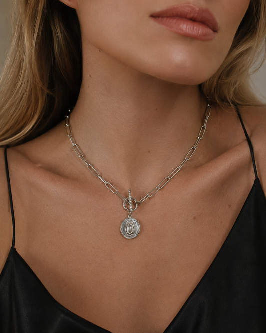 Dela Necklace