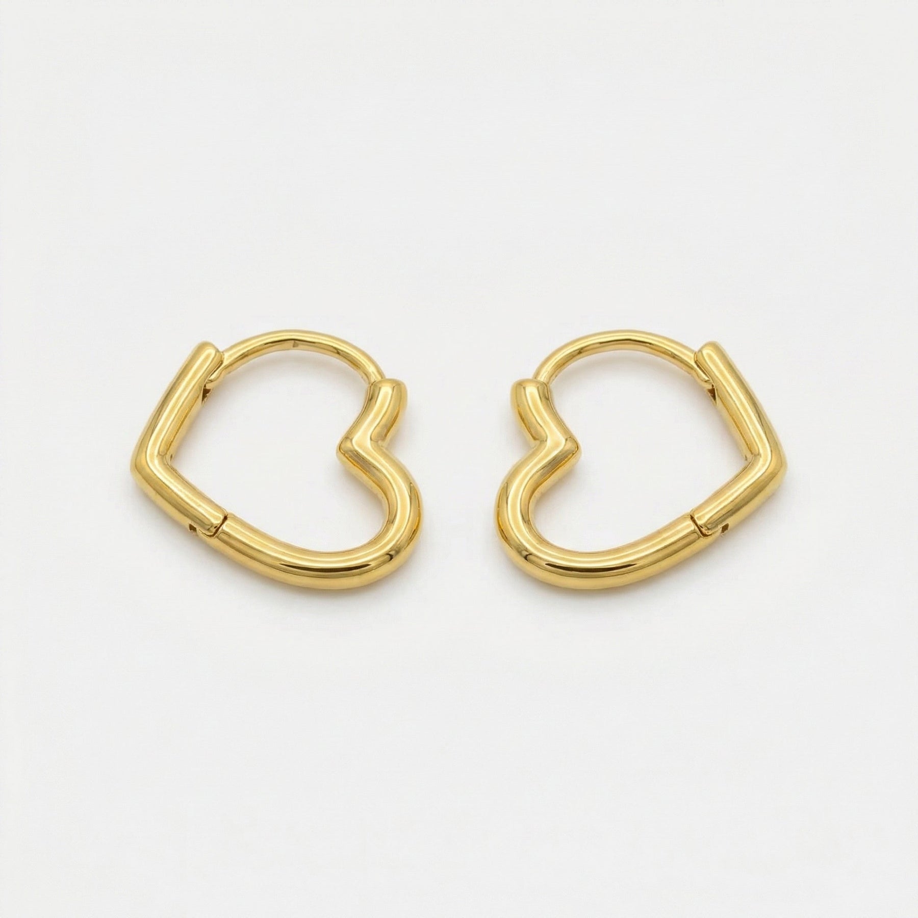 5 Best Hoop Earrings for Spring 2026 - HyraMode Waterproof Gold Hoops