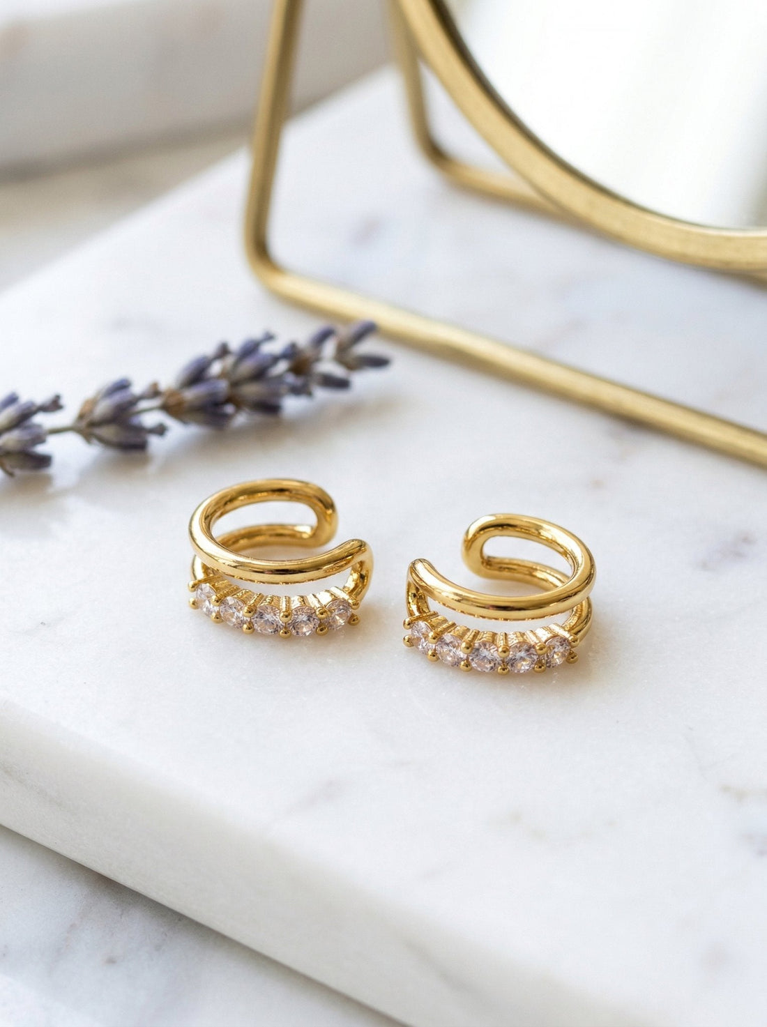 Sculptural Cuff Jewelry Trend April 2026: How to Style Soft-Statement Layers This Season