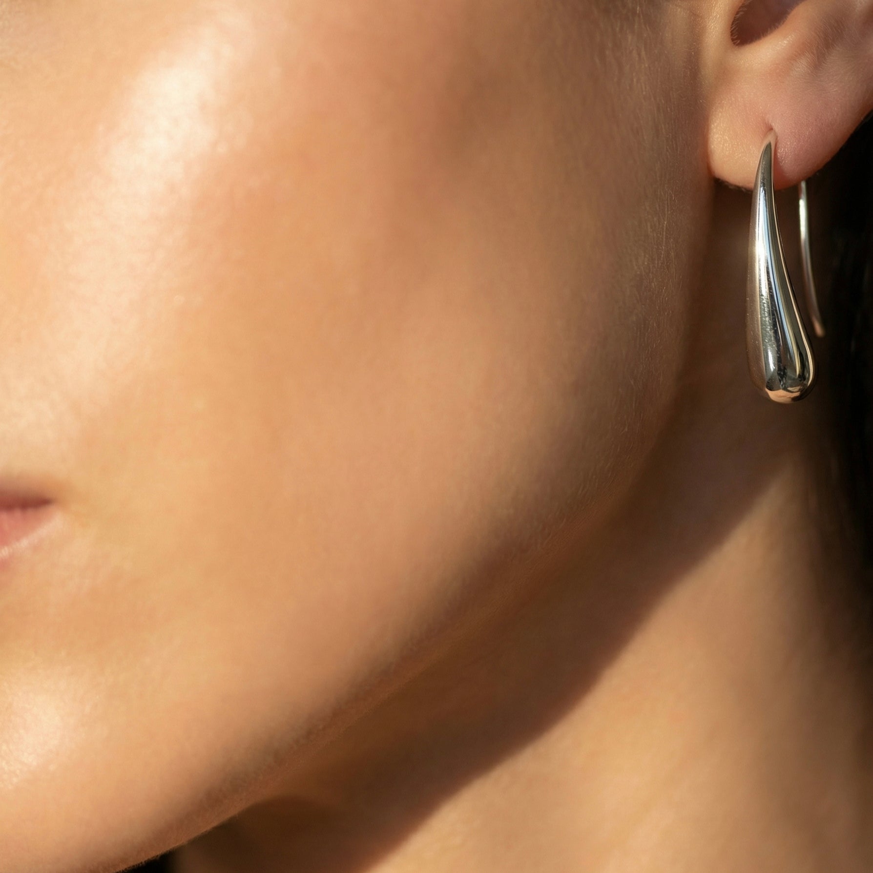 Deva Liquid Metal Water Drop Earrings hypoallergenic earrings by HyraMode