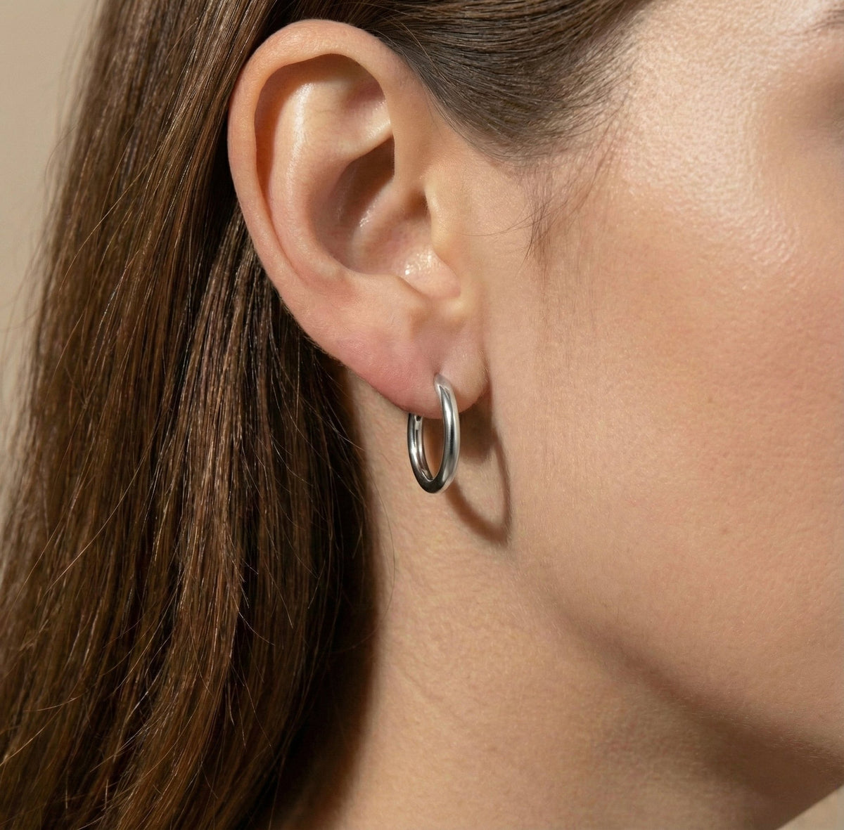Aura Oval Hoop Earrings — product view 5