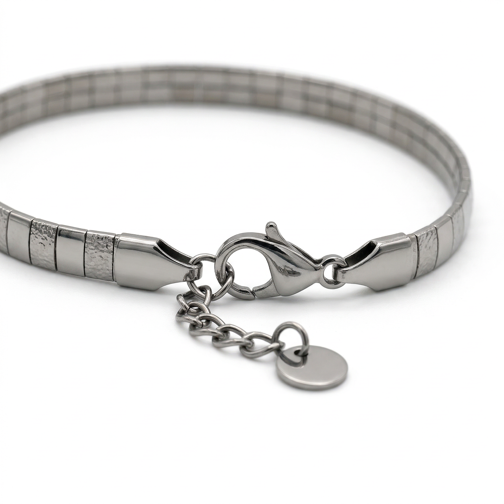 Hana Herringbone Flat Chain Bracelet - View 7 - HyraMode