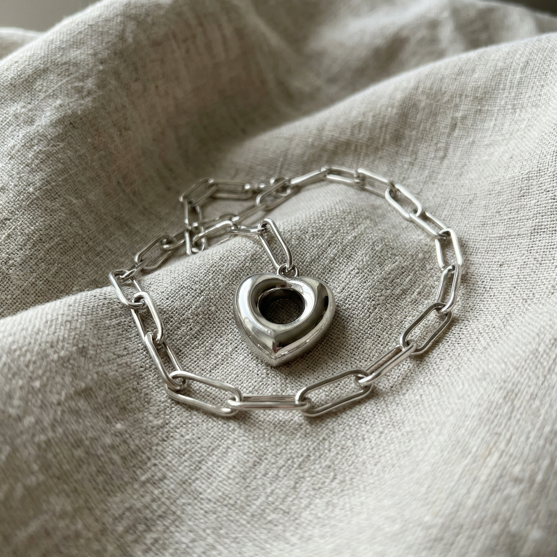 Remy Paperclip Chain Heart Necklace hypoallergenic necklace by HyraMode