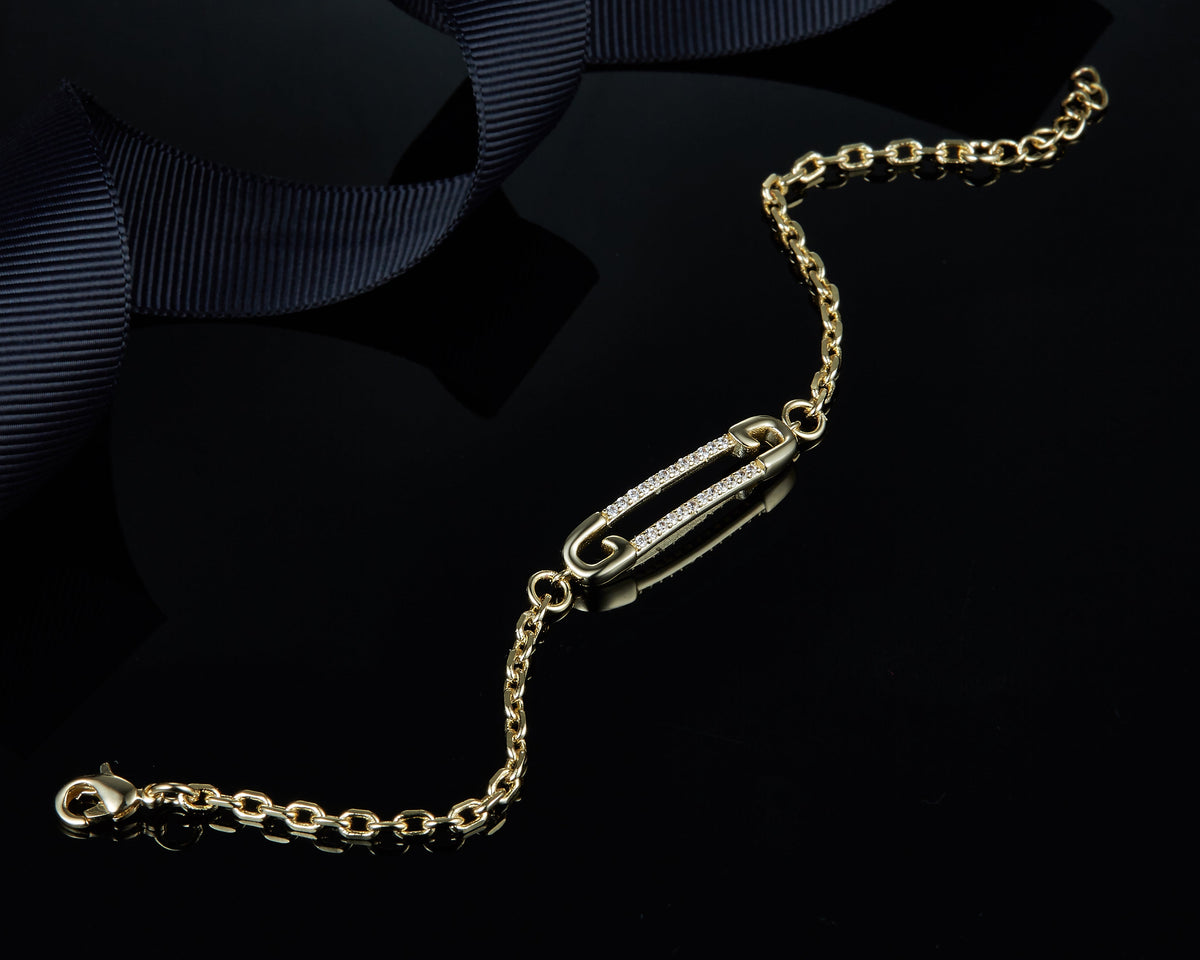 Luna Dainty Safety Pin Chain Bracelet