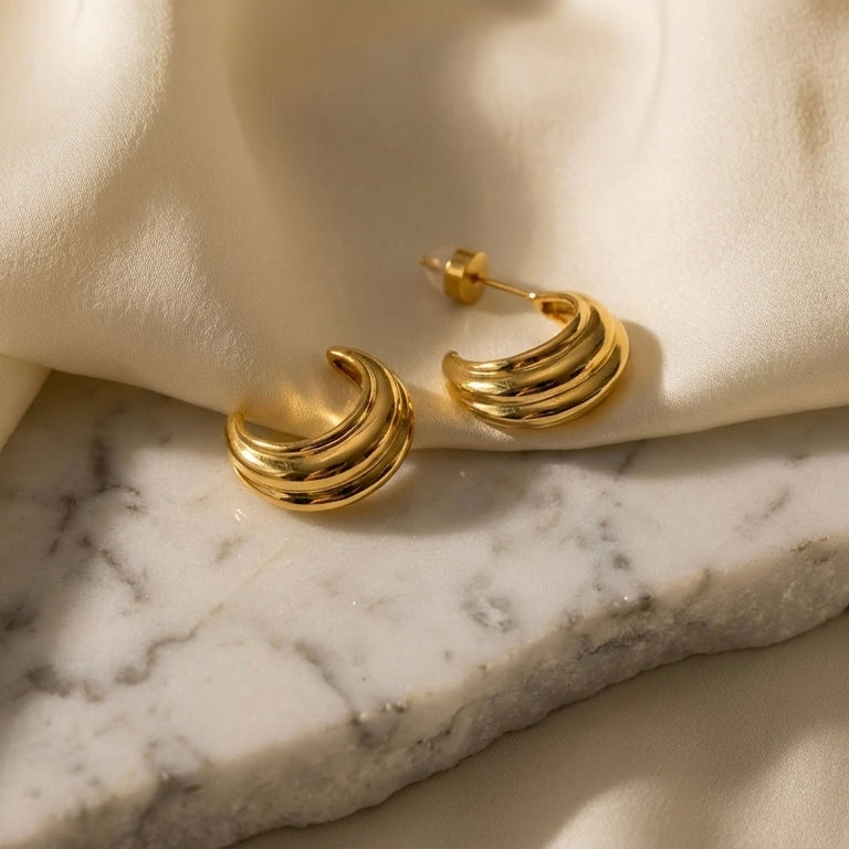 Mara Ribbed Open Hoop Earrings hypoallergenic earrings by HyraMode