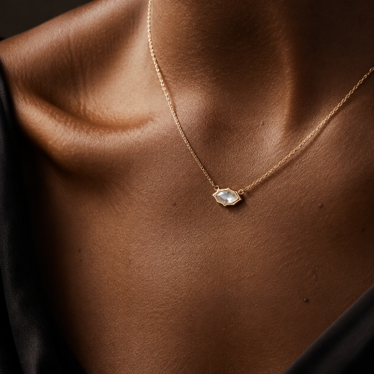 Thea Necklace