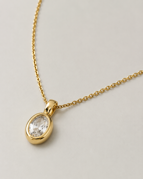 Vela Oval Pendant Necklace