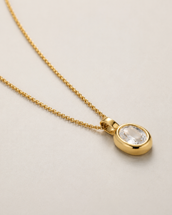 Vela Oval Pendant Necklace